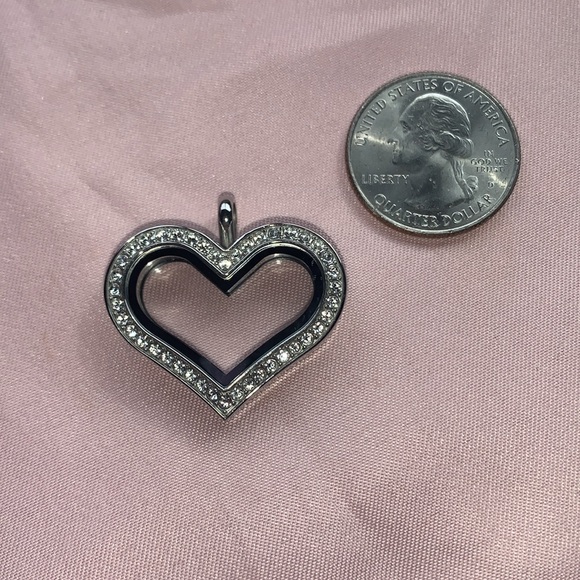 Origami Owl Heart Locket with Crystals - Picture 2 of 3